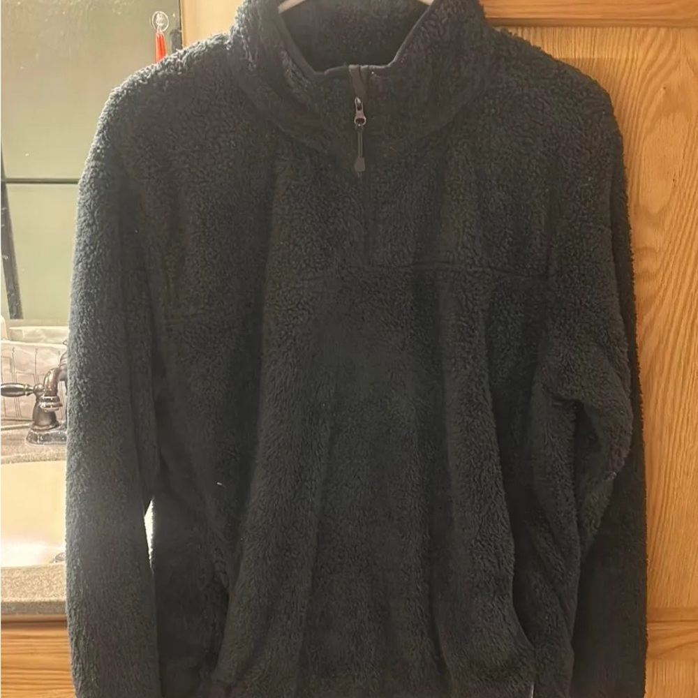 Black Eddie Bauer fuzzy quarter zip